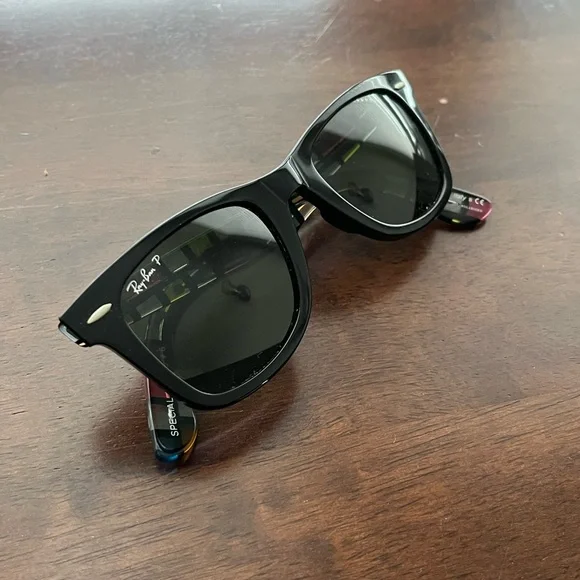 Ray Ban Sunglasses - Picture 3 of 3